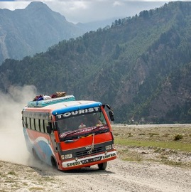 Bus local au Népal