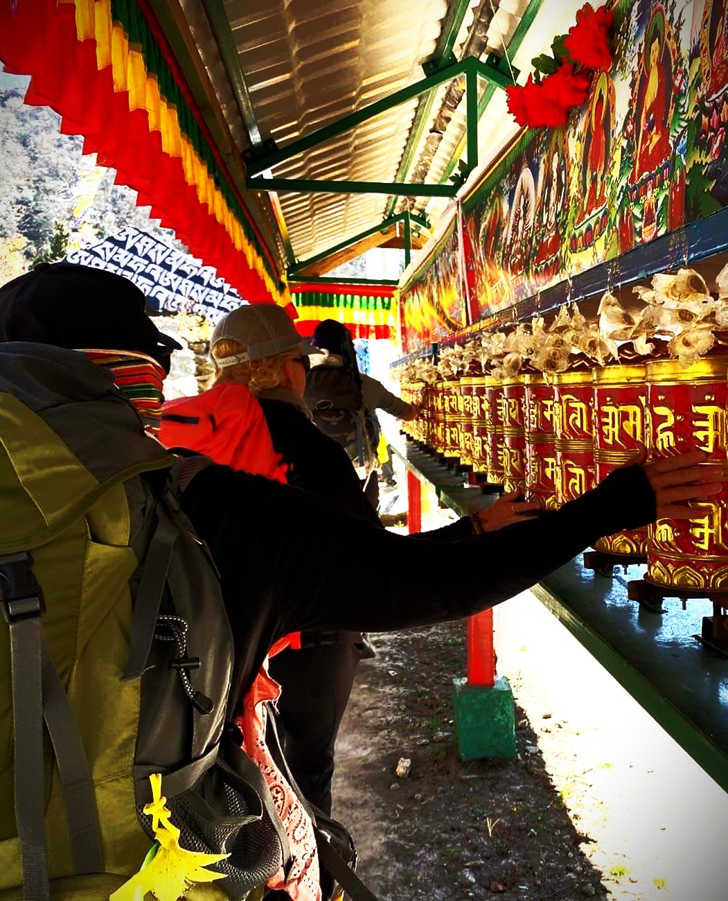 Jagat (1310m) - Dharapani (1960m)