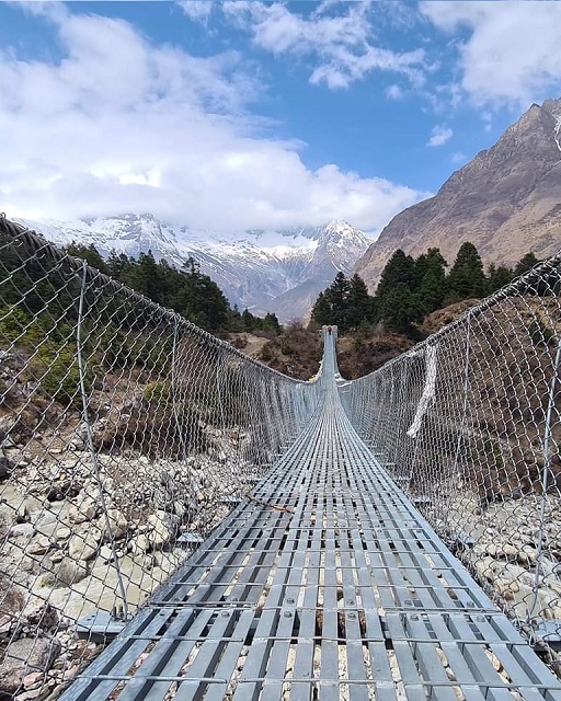 pont suspendu au nepal