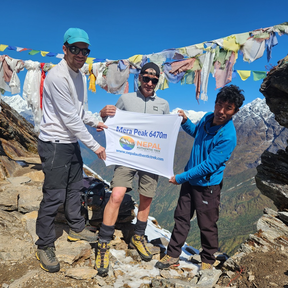 Journée d’acclimatation à Khare (4900m)