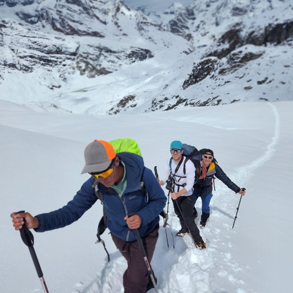Khare (4900m) - Kote (3600m)