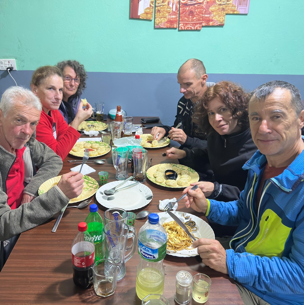 Thulo Syabru (2240m) - Lama Hôtel (2470m)